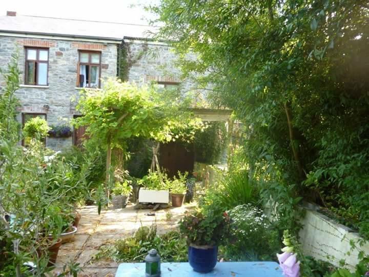 Middle Mill Bed & Breakfast Kidwelly Exterior foto